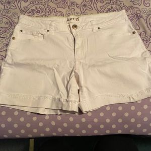 white jean shorts